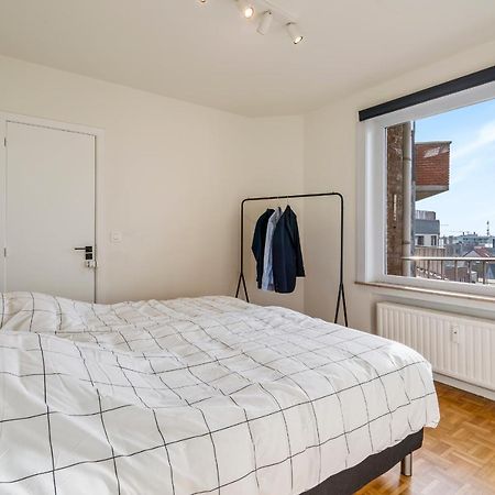 Fantastically Located Modern Apartment With Garage Available 奥斯滕德 外观 照片
