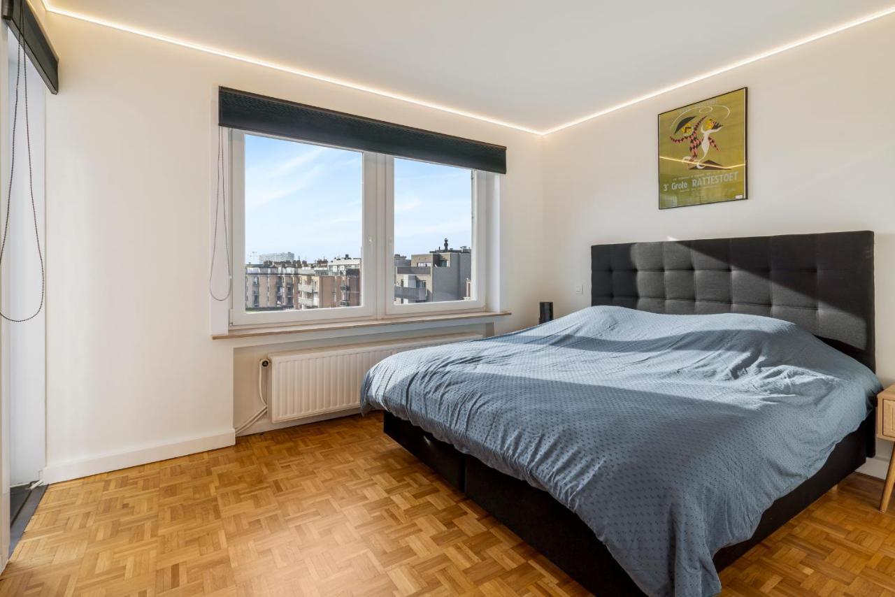 Fantastically Located Modern Apartment With Garage Available 奥斯滕德 外观 照片