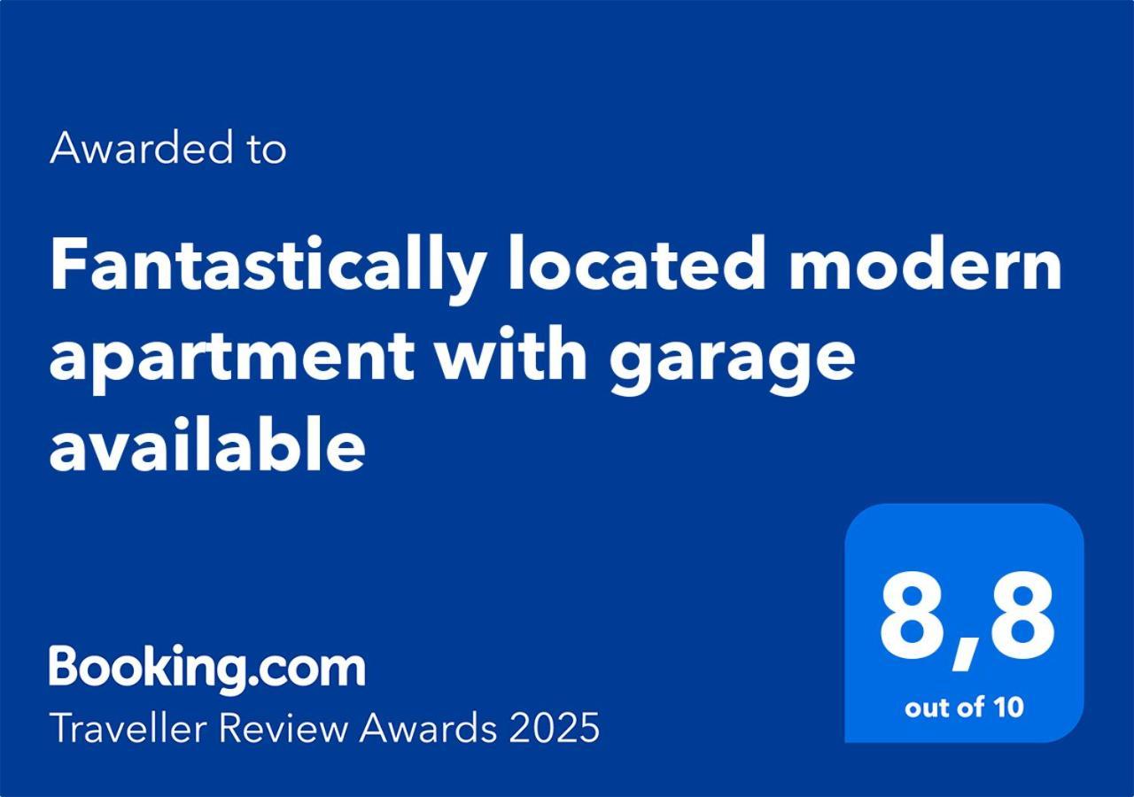 Fantastically Located Modern Apartment With Garage Available 奥斯滕德 外观 照片